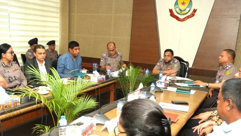 তাজিয়া মিছিলে দা-ছুরি-কাস্তে-বর্শা-তরবারি ও লাঠি নিষিদ্ধ: ডিএমপি কমিশনার