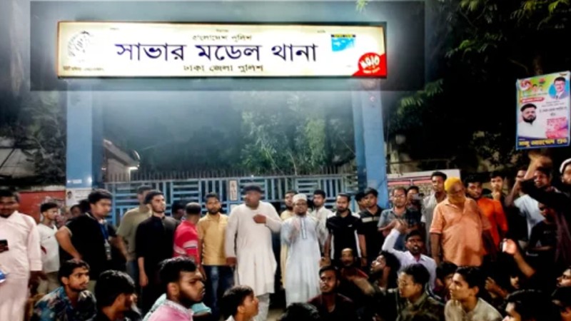 সাভারে এনসিপির সমাবেশে ককটেল বিস্ফোরণ: মামলা দায়ের, আহত ৬