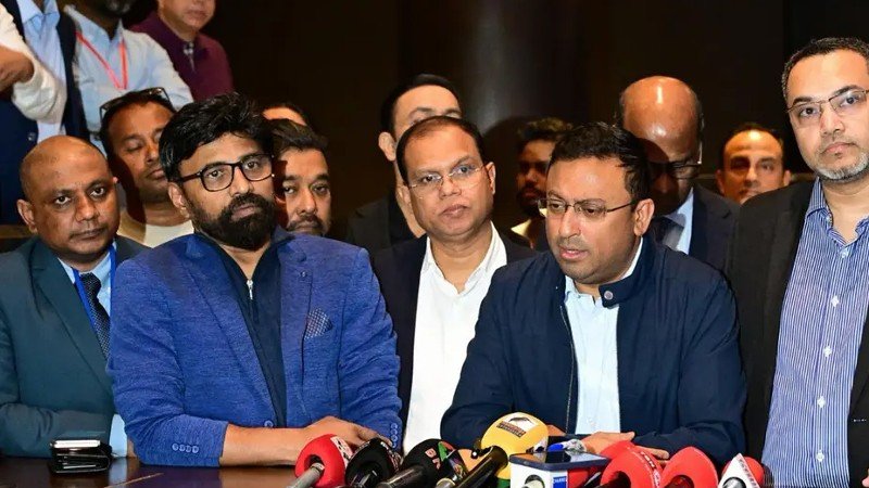 ট্রাম্পের সঙ্গে তারেক রহমানের বৈঠক নিয়ে পররাষ্ট্র প্রতিমন্ত্রীর ব্যাখ্যা